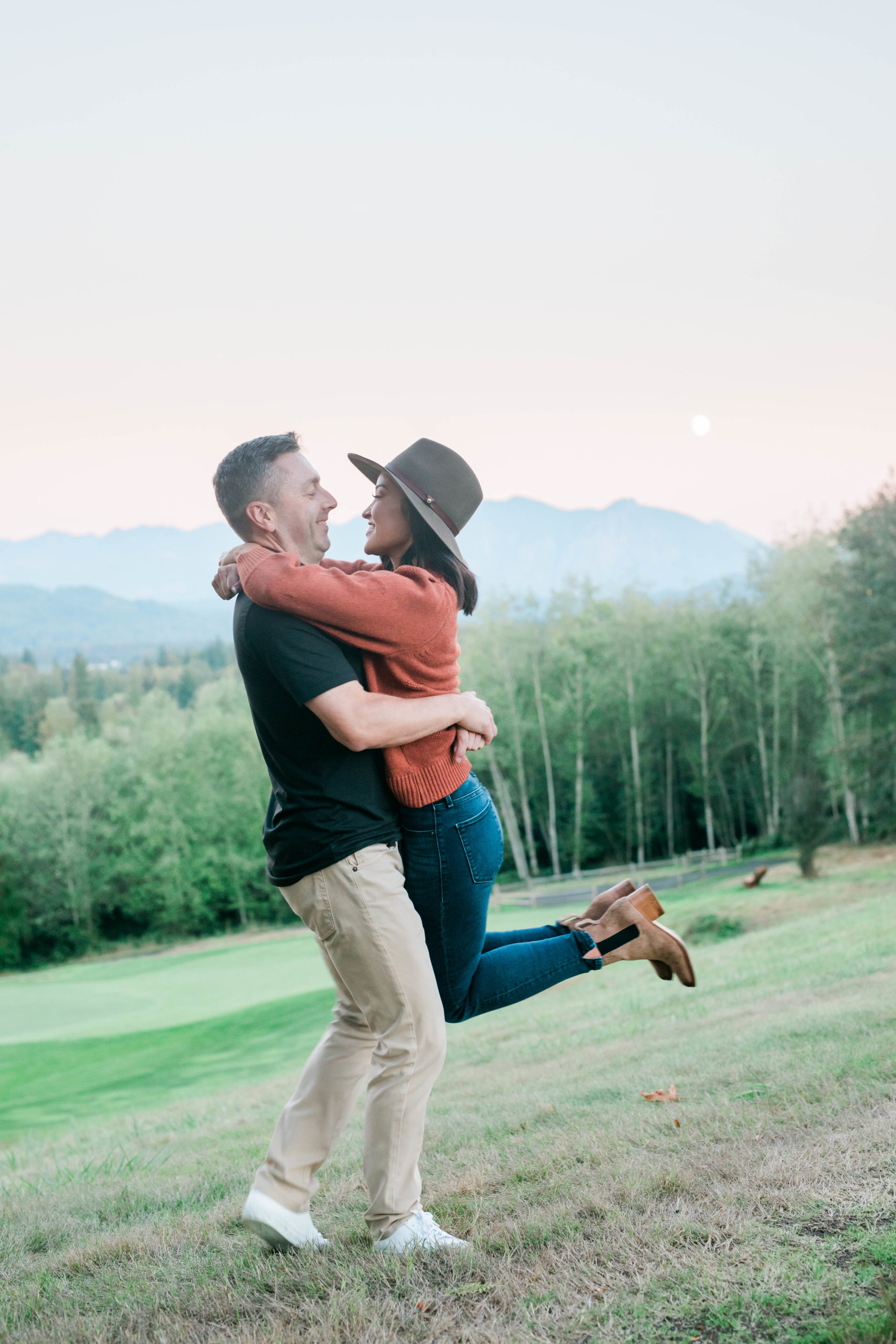 Sammamish Washington Golf Course Engagement Session