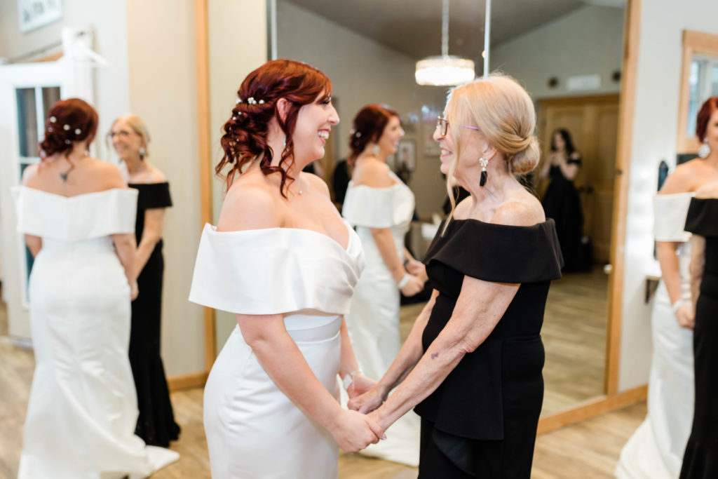 Boise wedding photographer captures bride getting ready with mother