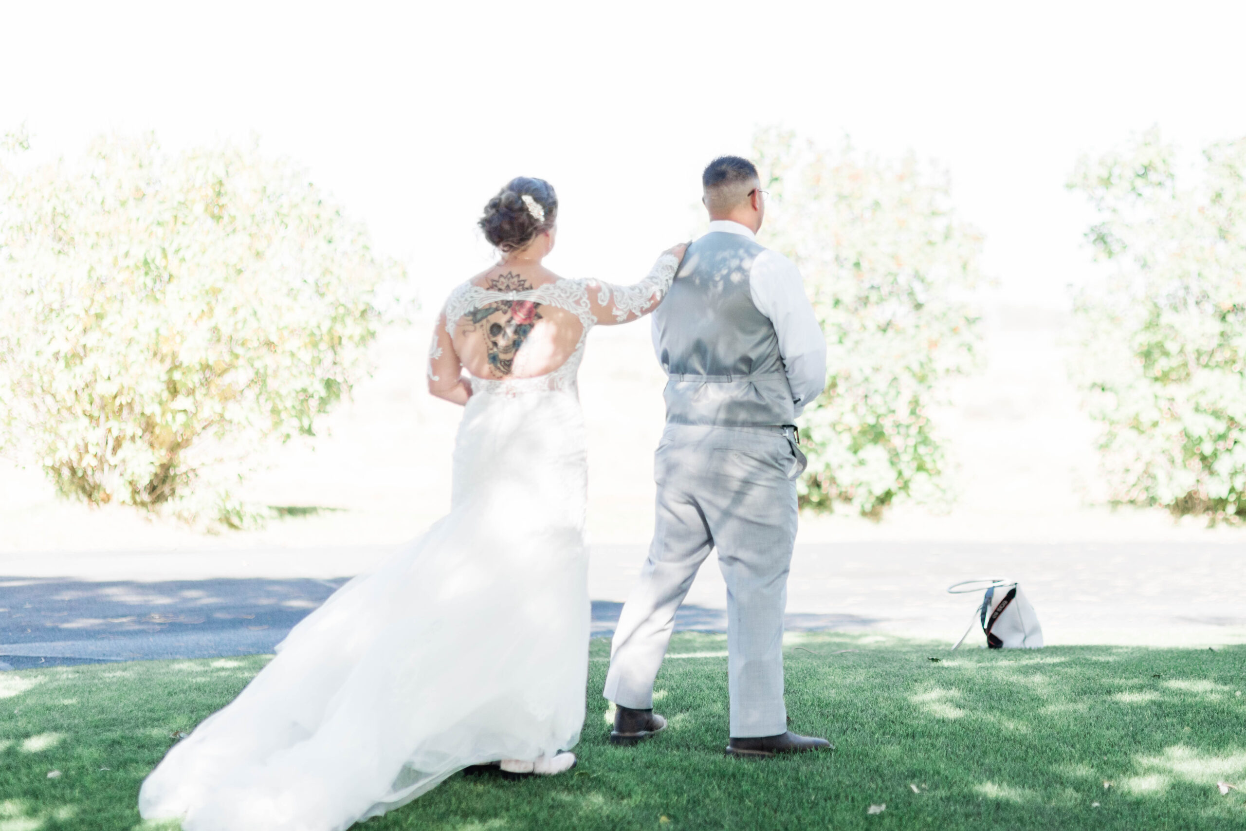 Boise wedding photographer captures bride and groom during first look at Boise wedding first look alternatives